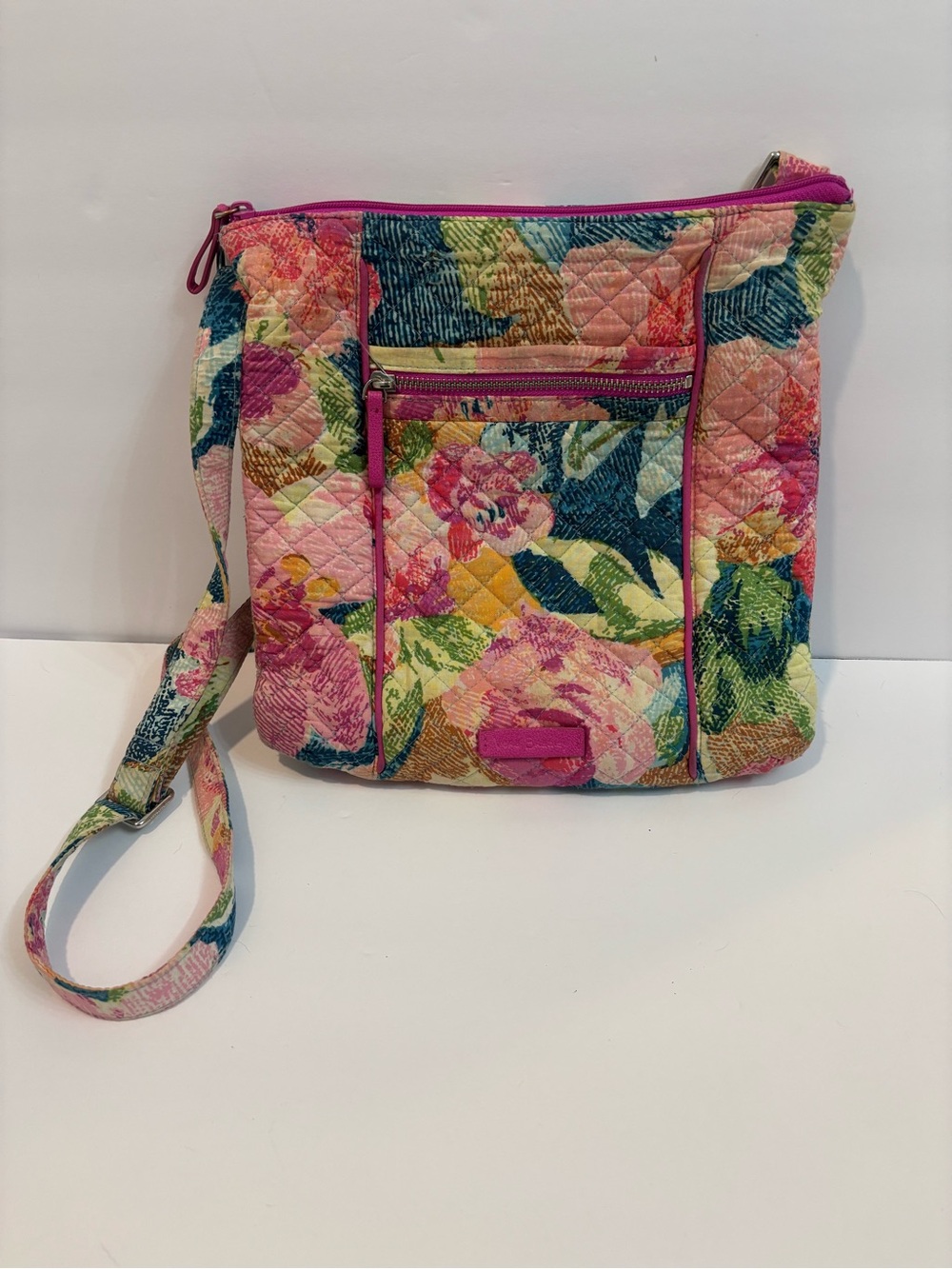 Vera Bradley Iconic Hipster Crossbody Bag Superbloom Quilted Floral 11”x11”